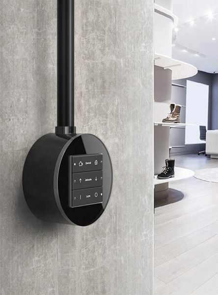 Gira Studio surface-mounted, black glass: touch sensor, black matt